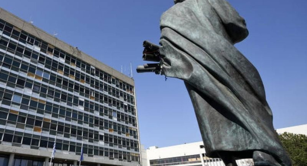 Τι λειτουργεί και πώς στο ΑΠΘ. Οδηγίες για εξ αποστάσεως μαθήματα, Erasmus και προστασία διοικητικού προσωπικού από τον κορωνοϊό