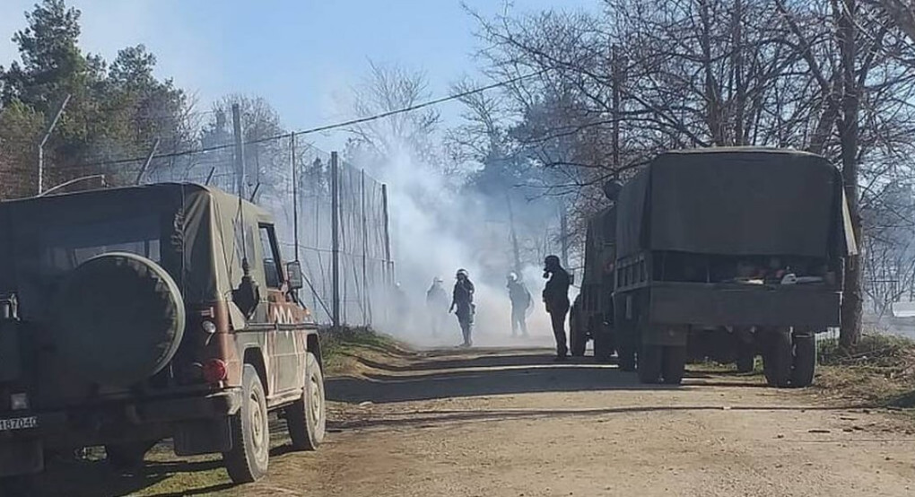 Έβρος: Άφθονο γέλιο από Έλληνες αστυνομικούς για Τούρκους γιατί έμειναν σε 5 πόντους λάσπη