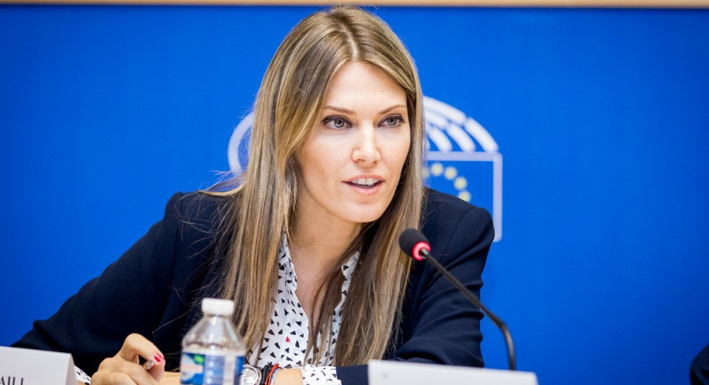 Αποκαλυπτική η απάντηση της Επιτρόπου Μετανάστευσης Γιόχανσον σε ερώτηση της Εύας Καϊλή για τη χρηματοδότηση της Ελλάδας & των ΜΚΟ για τις ευθύνες Σύριζα Ανέλ