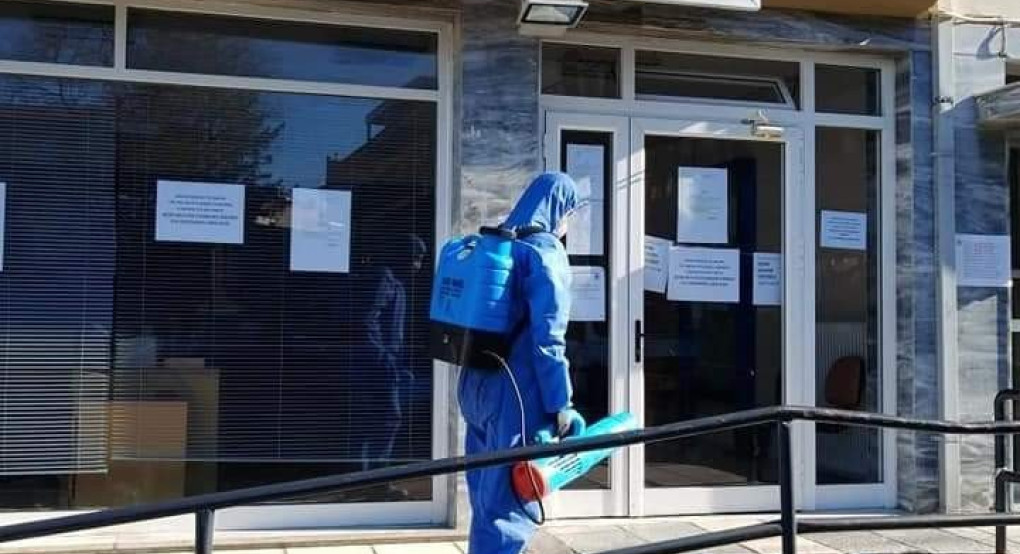 Χρήστος Μπατσης: Προχώρησε σε απολύμανση στους  δημοτικούς χώρους 