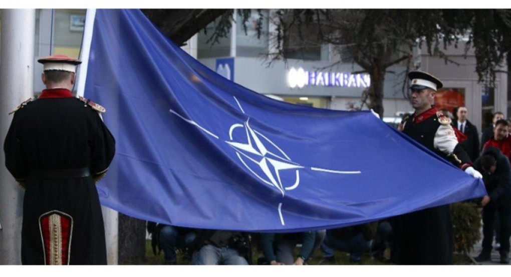 Συγχαρητήρια της Ελλάδος στα Σκόπια για το ΝΑΤΟ