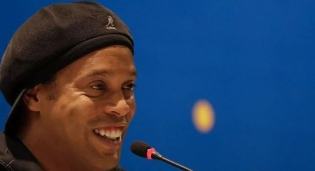 Συνέλαβαν τον Ροναλντίνιο στο αεροδρόμιο