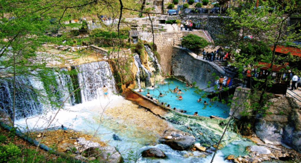 Παράταση αναστολής λειτουργίας των εγκαταστάσεων των Λουτρών