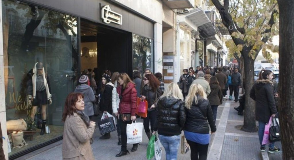 Το υποχρεωτικό κλείσιμο των καταστημάτων στο σύνολο της αγοράς ζητάει ο Εμπορικός Σύλλογος Αθηνών