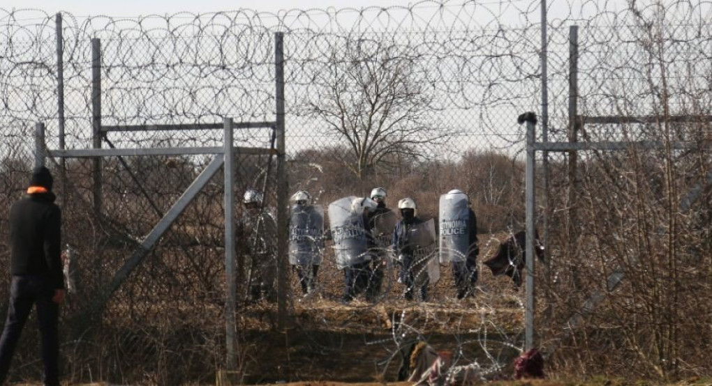 Συγκλονίζει αστυνομικός που είναι στον Έβρο «Εμείς σας φυλάμε, εσείς φυλαχτείτε μένοντας σπίτι»