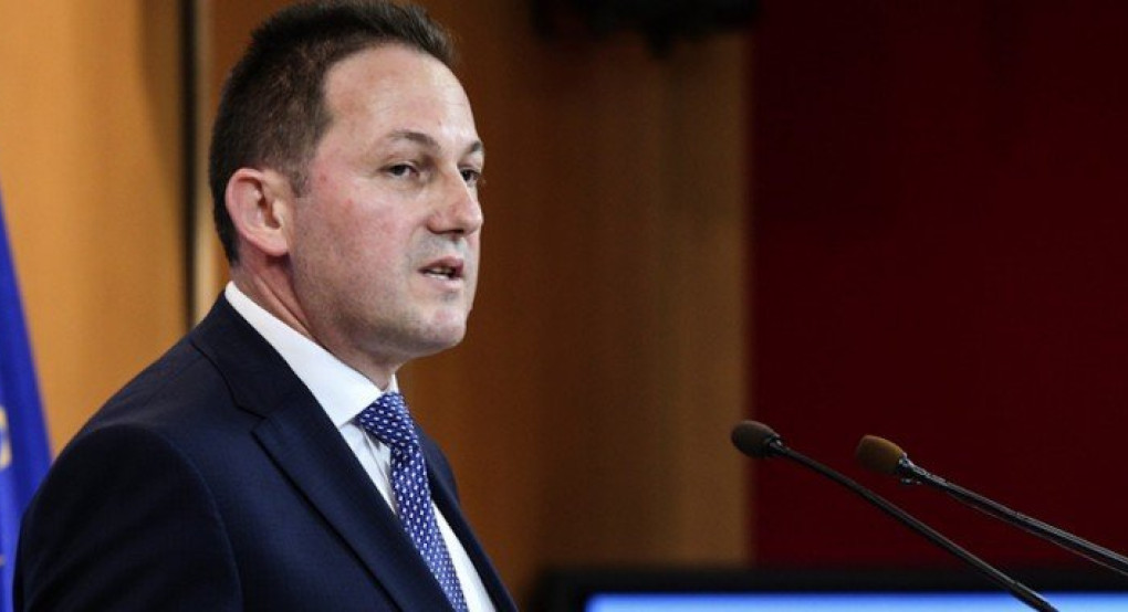 Ενημέρωση για τα μέτρα της κυβέρνησης από τον Στέλιο Πέτσα 