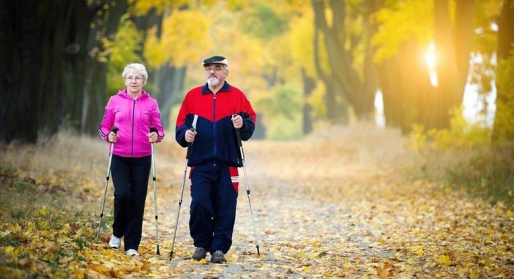 Οι ηλικιωμένοι που είναι σωματικά δραστήριοι, έχουν μεγαλύτερο και πιο νεανικό εγκέφαλο, σύμφωνα με νέα αμερικανική έρευνα