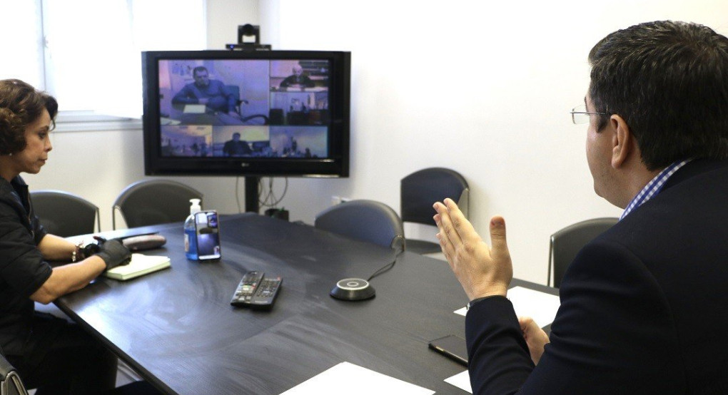 Τηλεδιάσκεψη του Τζιτζικώστα με τους Αντιπεριφερειάρχες και έλεγχος εφαρμογής των μέτρων για την πανδημία του κορονοϊού