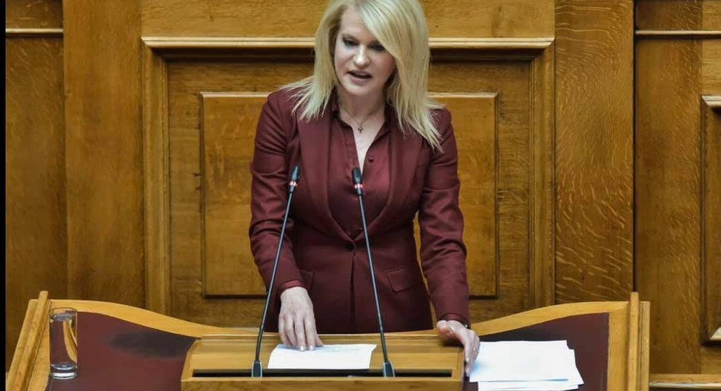 Θεοδώρα Τζάκρη: Ερώτηση στη Βουλή για την άρση της απαγόρευσης της λειτουργίας των κλάδων των λαϊκών αγορών για τους οποίους απαιτείται μετακίνηση από Περιφέρεια σε Περιφέρεια σε όλη την Επικράτεια