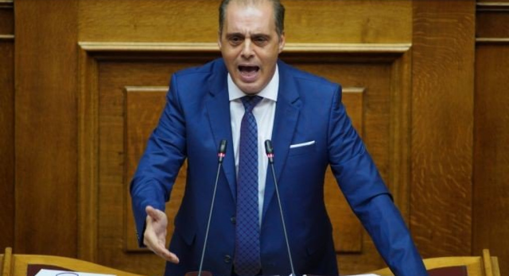 Βελόπουλος: "Τόσο χειροκρότημα δεν έχω δει ποτέ από ΜΜΕ και για μια κυβέρνηση"