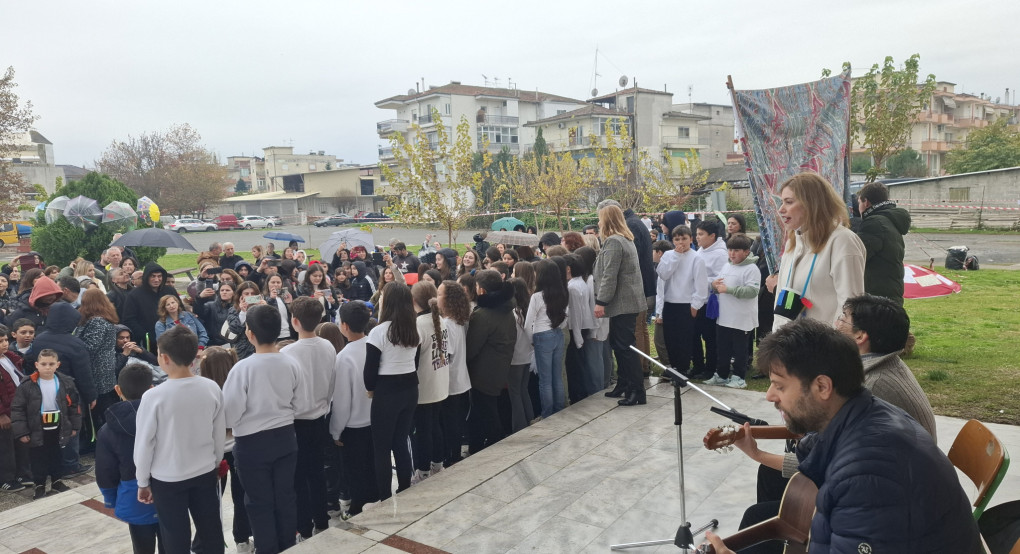 Τσαρκνιάς: Μια ομπρέλα για όλους! - Τα παιδιά ζωγράφισαν τη συμπερίληψη
