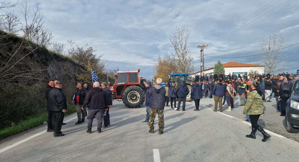 Μόλις έκλεισε ο δρόμος στο  Τελωνείο Σκύδρας για δύο ώρες
