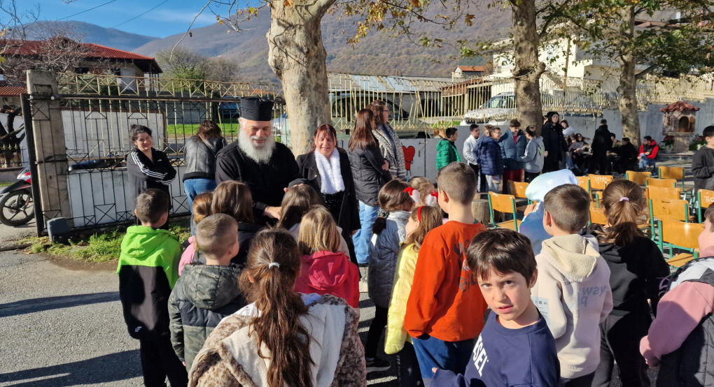 Ο Γέροντας Παΐσιος ευλόγησε τους μαθητές στο Γυμνάσιο Προμάχων – Μια μέρα πνευματικής ανάτασης