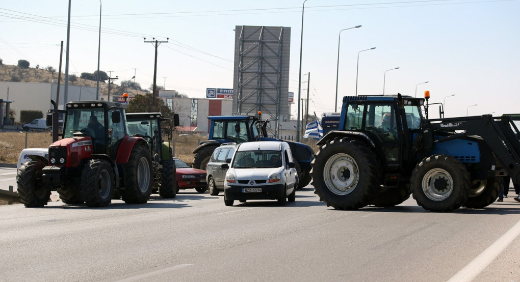Θεσσαλονίκη: Αγρότες και κτηνοτρόφοι κλείνουν σήμερα και τα δύο ρεύματα στο Δερβένι