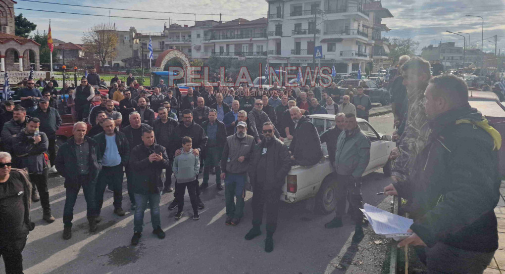 Πρωτοφανής κινητοποίηση από τον Αγροτικό Σύλλογο Δήμου Σκύδρας - Στα μπλόκα με την υπόλοιπη Ελλάδα