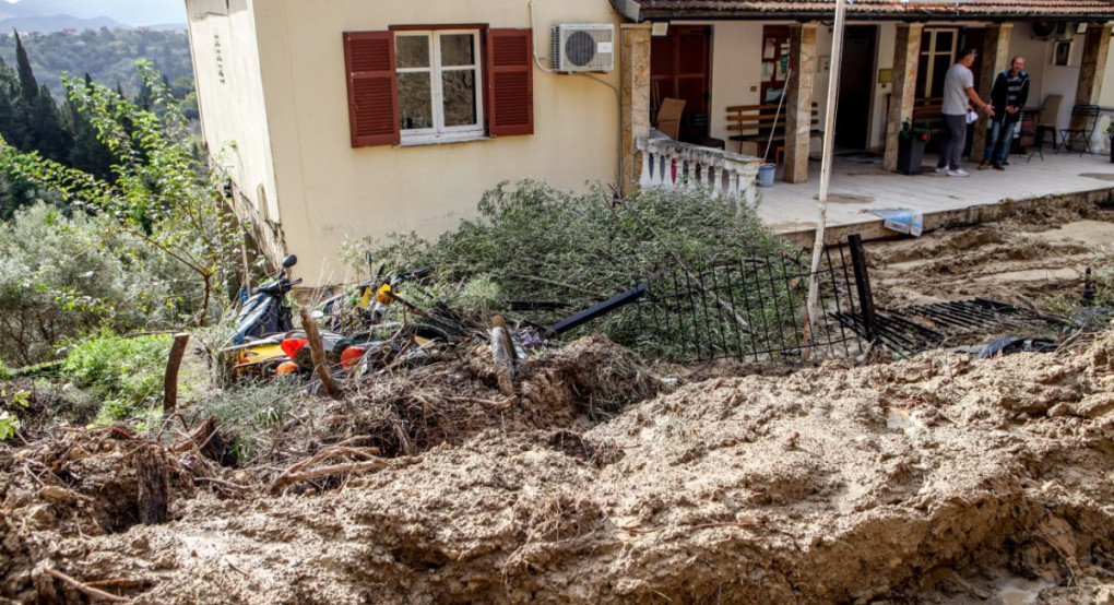 Μετρούν τις πληγές τους οι κάτοικοι στη δυτική Ελλάδα από την κακοκαιρία