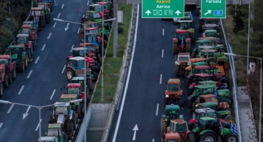 Οι αγρότες ξεκινούν αποκλεισμούς αεροδρομίων: «Είναι προειδοποίηση - Δεν κάνουμε πίσω»