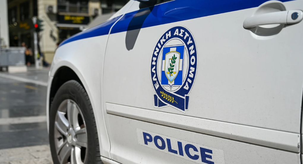 Αλεξάνδρεια: Είχαν..."εξειδίκευση" στα σταθμευμένα οχήματα...