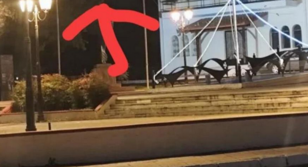 Χριστός Ανέστη! Ηλεκτρολόγος στα Γιαννιτσά μπέρδεψε τα λαμπάκια και συνέδεσε τα πασχαλινά