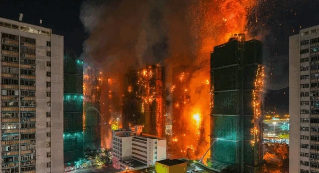 Φονική πυρκαγιά σε ουρανοξύστες στο Χονγκ Κονγκ: 44 νεκροί και εκατοντάδες αγνοούμενοι