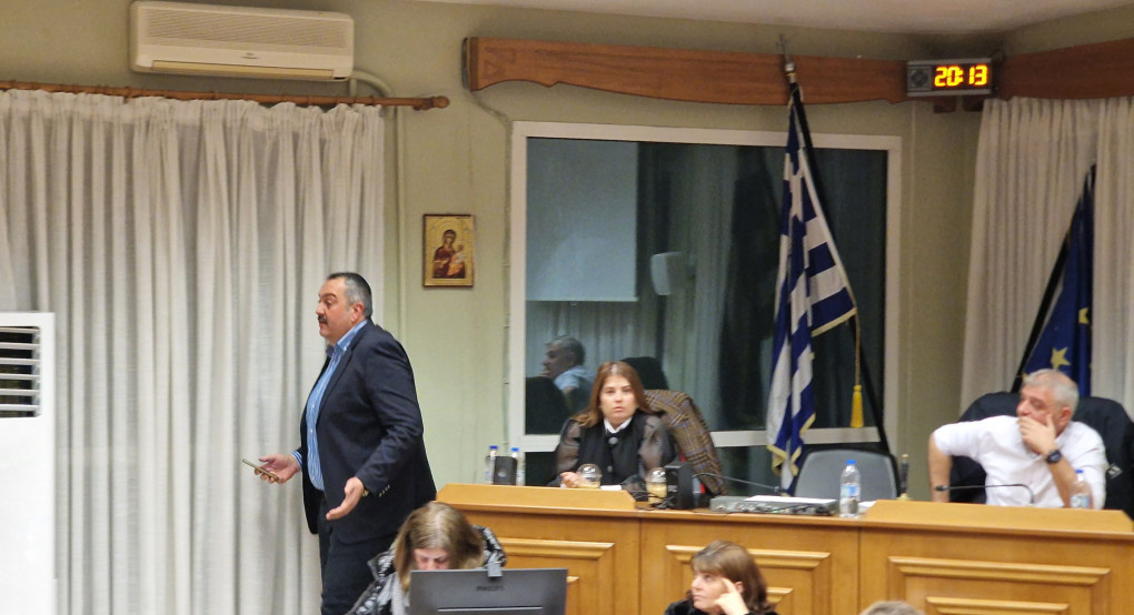 Νέα διακοπή στο ΔΣ Αλμωπίας: Αγανάκτηση απο τον Ανέστη Δοβλέτη