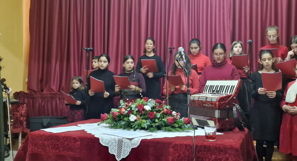 Βραδινό Αγάπης στον Ιερό Ναό Κοιμήσεως της Θεοτόκου Γιαννιτσών – Ένα μήνυμα προσφοράς και ελπίδας