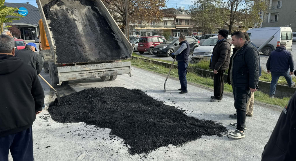 Η Δ.Ε.Υ.Α. Πέλλας αποκαθιστά με άσφαλτο το εσωτερικό οδικό δίκτυο της Κρύας Βρύσης