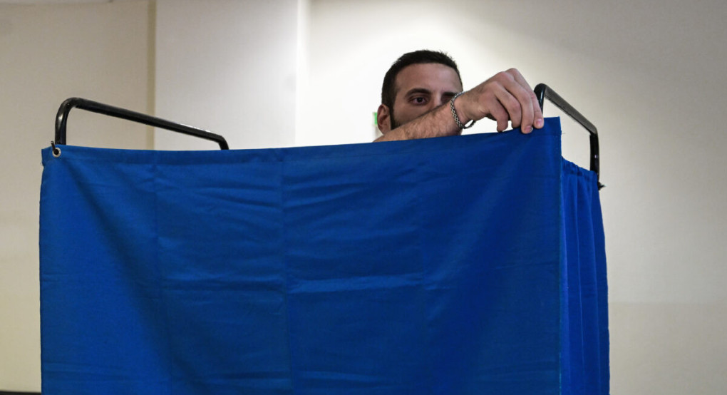 Πού είναι ο Παππάς; - Χαμός με τον ευρωβουλευτή - Πώς αποφασίστηκε η διαγραφή