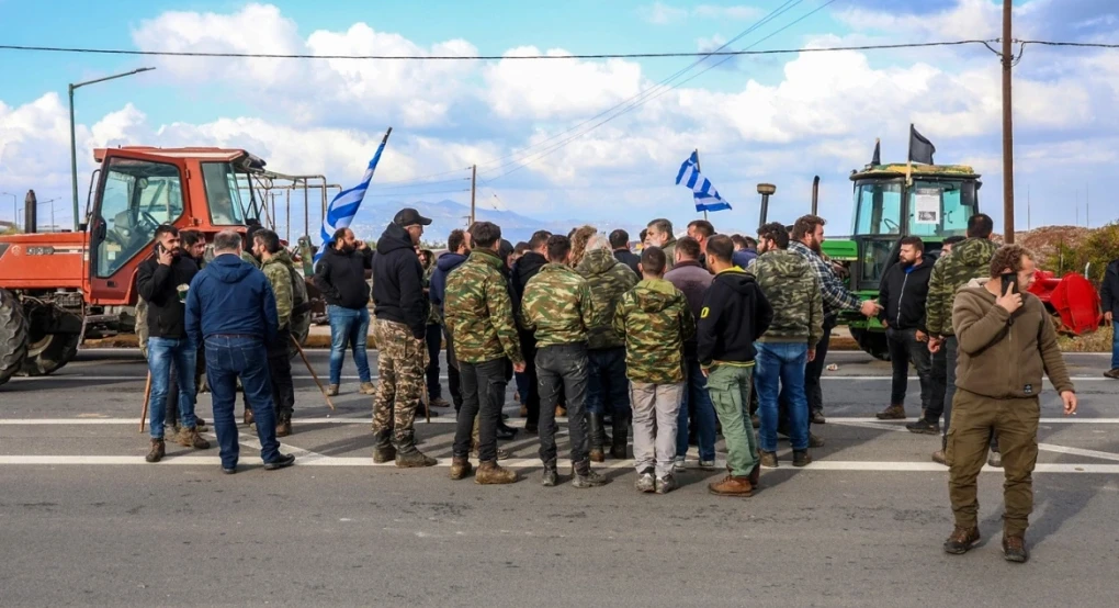 Τα αιτήματά τους στέλνουν σήμερα οι αγρότες αφού είπαν όχι στη συνάντηση της Δευτέρας, αναμένεται απάντηση Μητσοτάκη
