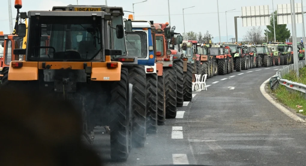 Την τελική απόφαση των μπλόκων περιμένει η κυβέρνηση: Αναπροσαρμογή στάσης σε περίπτωση οριστικής άρνησης διαλόγου