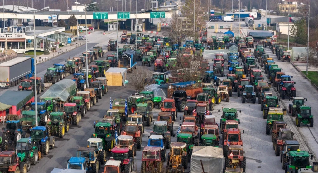 Πρωτοχρονιά στα μπλόκα για τους αγρότες: Κλείνει στις 12:00 το ρεύμα προς Αθήνα στην Εθνική Οδό