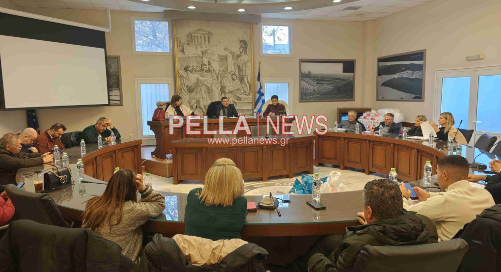 Δ.Σ. Σκύδρας: Προαστιακή σύνδεση με Θεσσαλονίκη, Λουτρά μέχρι τον Απρίλιο, η διαύγεια, στα 10ευρώ το τετραγωνικό για το τέλος χρήσης στα πεζοδρόμια και τις πλατείες και η απαίτηση του προέδρου(βίντεο)