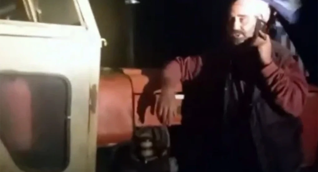 Αγρότης έστησε μόνος του μπλόκο στην Αμοργό: «Το τρακτέρ είναι μόνο του στον δρόμο, αλλά είναι μάχιμο»