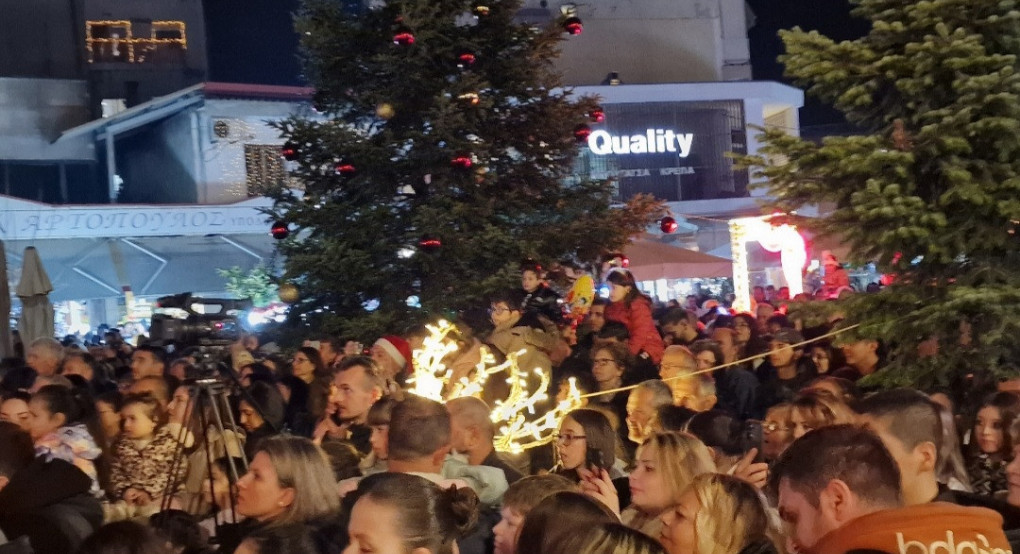 Καιρός Χριστουγέννων: Διπλό κύμα κακοκαιρίας με βροχές, καταιγίδες και χιόνια στα ορεινά