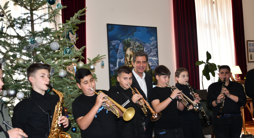 Τα πρώτα κάλαντα στ ΥΜΑΘ