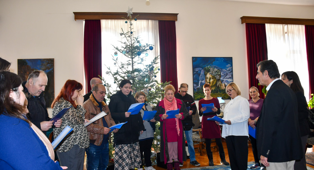 Η χαρμόσυνη είδηση της Θείας Γέννησης εκπέμπει μήνυμα Ελπίδας αλλά και θυμίζει σε όλους μας τις δικές μας ευθύνες για Αλληλεγγύη και Ανάπτυξη»