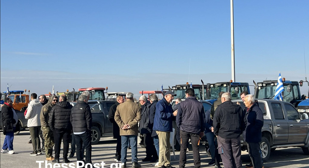 Υγειονομικοί δίπλα στους αγρότες στο μπλόκο των Μαλγάρων – «Στηρίζουμε τον αγώνα επιβίωσης», λέει ο πρόεδρος της ΠΟΕΔΗΝ (ΦΩΤΟ+VIDEO)