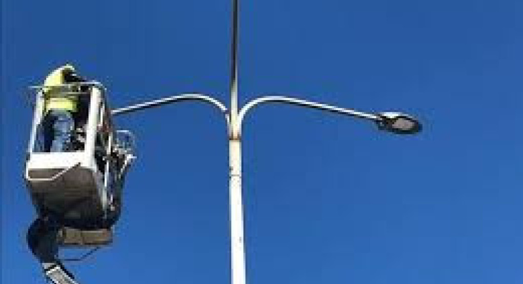 Εργασίες συντήρησης οδικού ηλεκτροφωτισμού στην 30ή Επαρχιακή Οδό και στην 27η Επαρχιακή Οδό από την Περιφέρεια Κ. Μακεδονίας