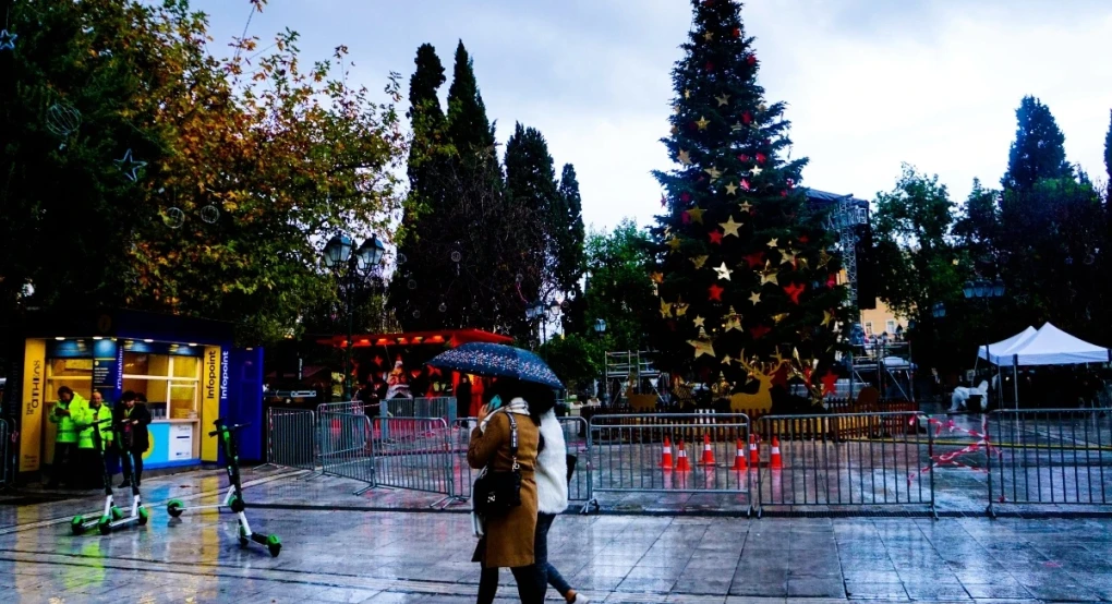 Χαμηλές θερμοκρασίες και βροχές μέσα στην εβδομάδα –Τι καιρό θα κάνει την Πρωτοχρονιά