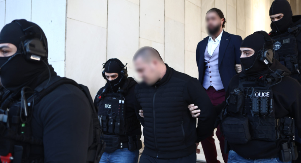 Φοινικούντα: Το μυστήριο με το «βαθύ λαρύγγι» και τα στοιχεία που οδήγησαν στην εξιχνίαση της διπλής δολοφονίας