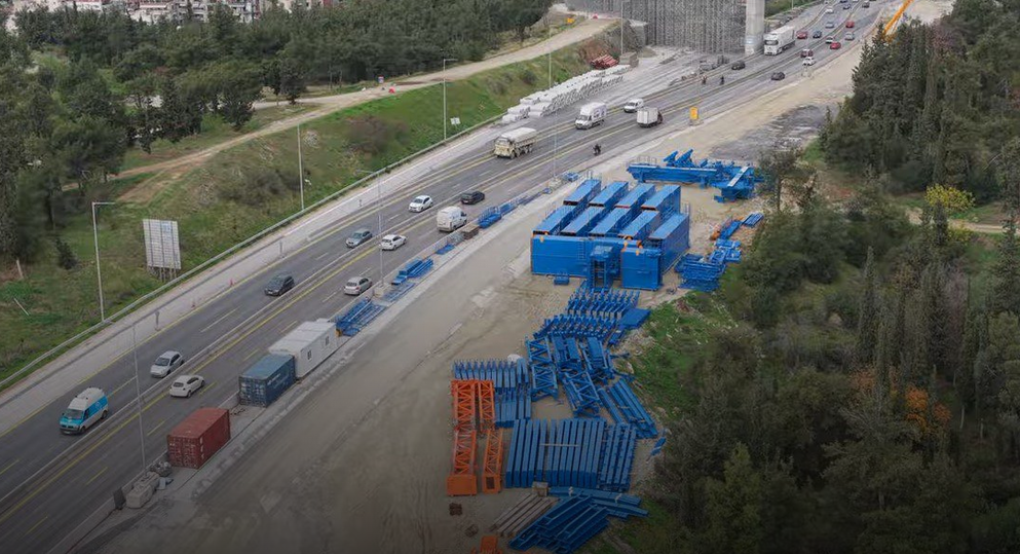FlyOver: Σηκώνεται το μπλε καλούπι – Διπλασιασμός του όγκου εκτέλεσης των εργασιών