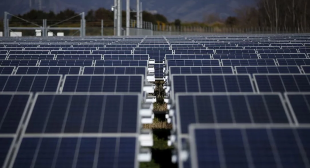 Η Ιαπωνία τερματίζει την υποστήριξη για τα ηλιακά πάρκα επειδή τελικά δεν είναι «πράσινα»
