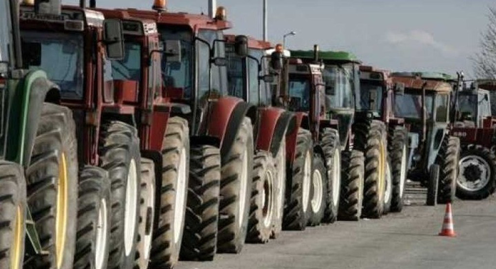 Συνεχίζουν τις δράσεις και τις κινητοποιήσεις τους οι αγρότες