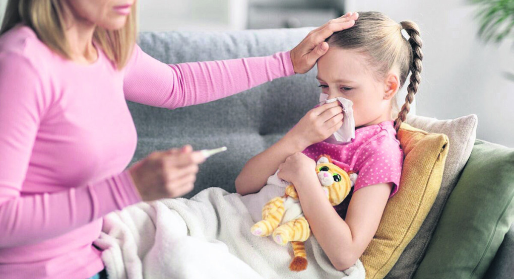Γρίπη: «Βουλιάζουν» τα παιδιατρικά νοσοκομεία - Ποια είναι τα συμπτώματα