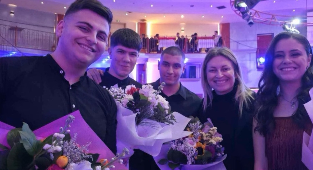 Λαμπερός ο ετήσιος χορός του ΓΕΛ Σκύδρας – Παρούσα η Μαρία Παπαδοπούλου