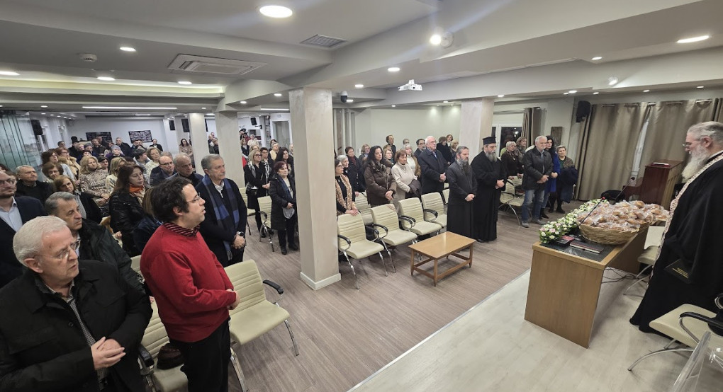 Οι εθελοντές του Αγίου Γεωργίου έκοψαν την βασιλόπιτα τους