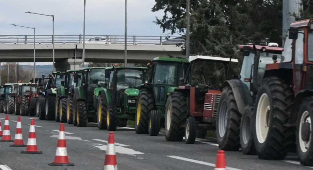 Οι αγρότες οργανώνουν το 48ωρο blackout σε δρόμους, λιμάνια και τελωνεία: Πού θα κλείσουν και τις παρακαμπτήριους την Πέμπτη και την Παρασκευή