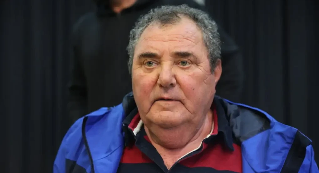 Αμετανόητος ο Ανεστίδης για τις ύβρεις κατά Μητσοτάκη: Θέλει να είναι παρών στη συνάντηση της Δευτέρας