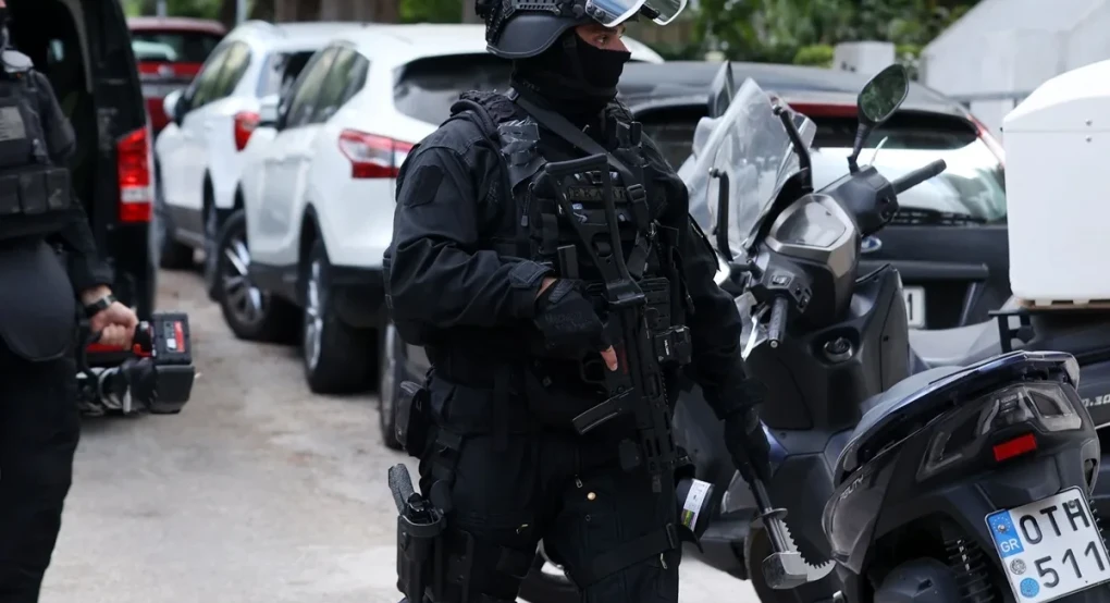 Θεσσαλονίκη: Κρατούσαν ομήρους σε διαμέρισμα έναν Γάλλο και έναν Τυνήσιο για λύτρα – Τρεις συλλήψεις από την ΕΛ.ΑΣ.