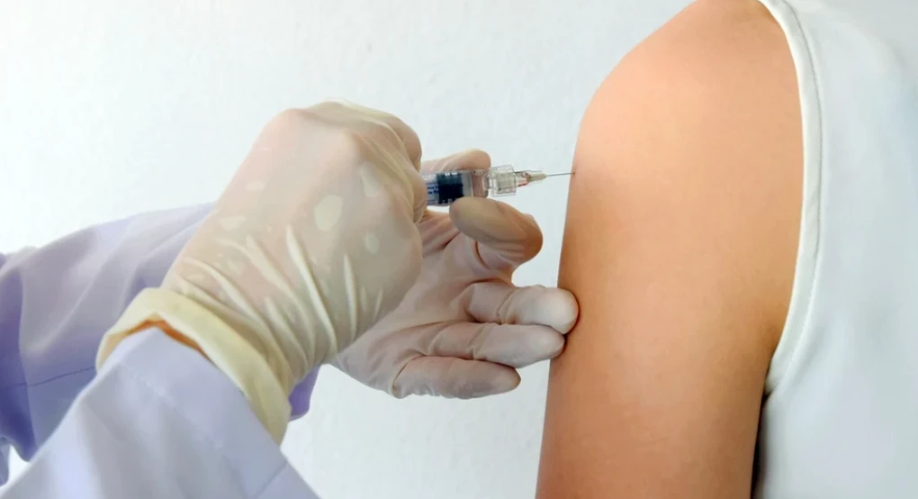 Σαρώνει η γρίπη: Υπερδιπλασιάστηκαν οι εισαγωγές στα νοσοκομεία – Αυξάνονται ραγδαία τα κρούσματα